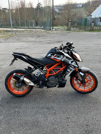 KTM 125 Duke (2021 - 23) usata