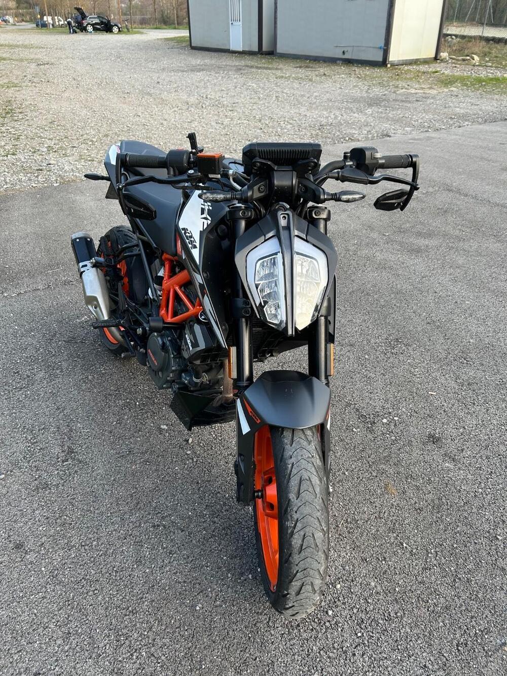 KTM 125 Duke (2021 - 23) (2)