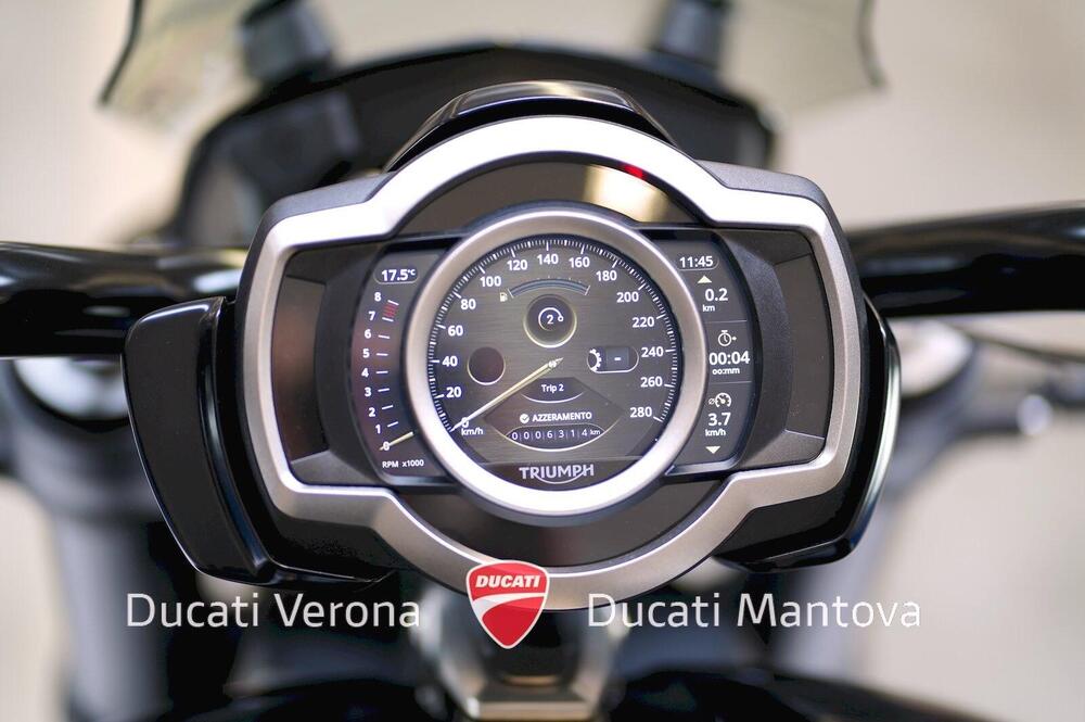 Triumph Rocket 3 Storm R (2024 - 26) (19)