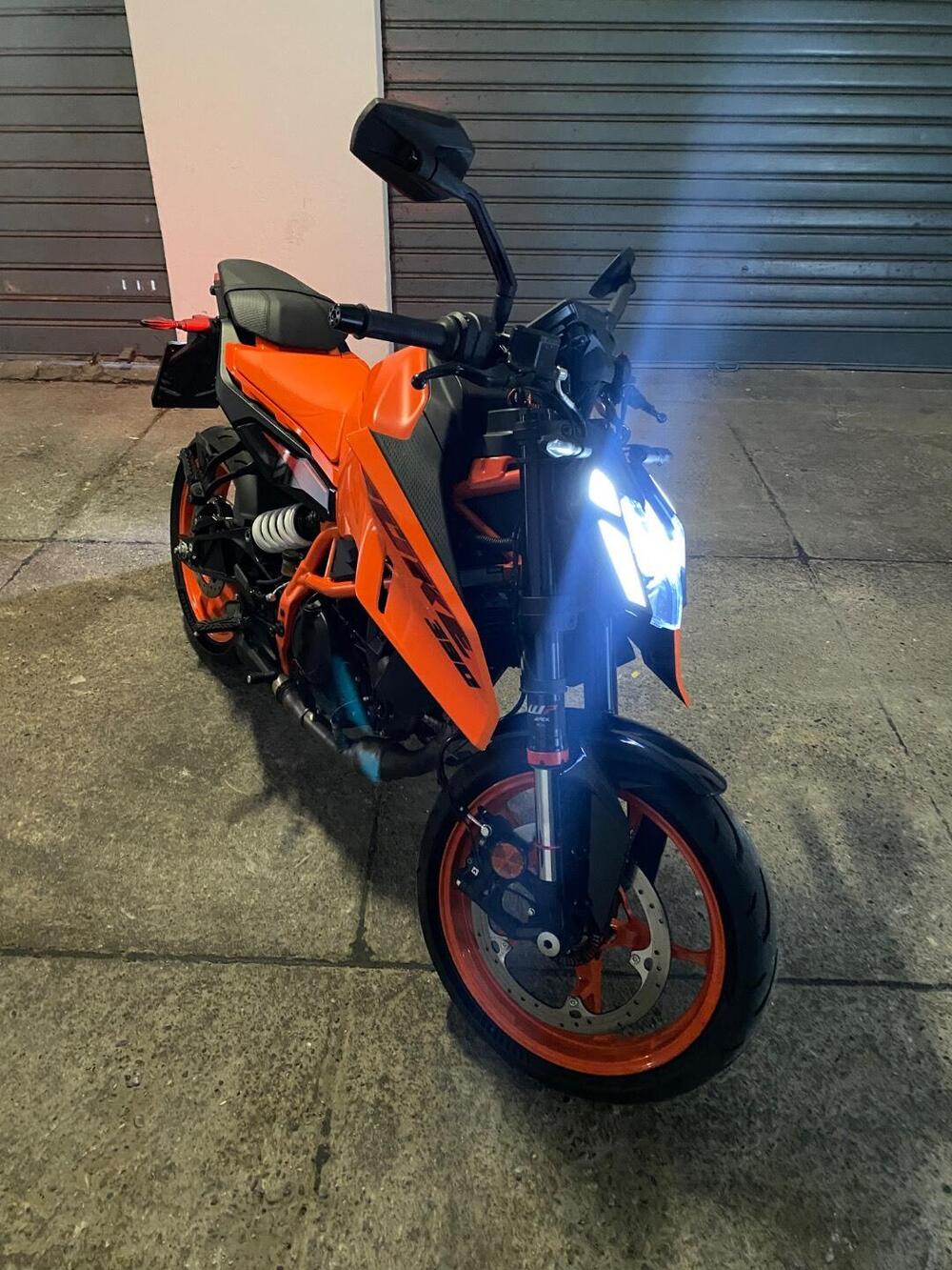 KTM 390 Duke (2024 - 25) (2)