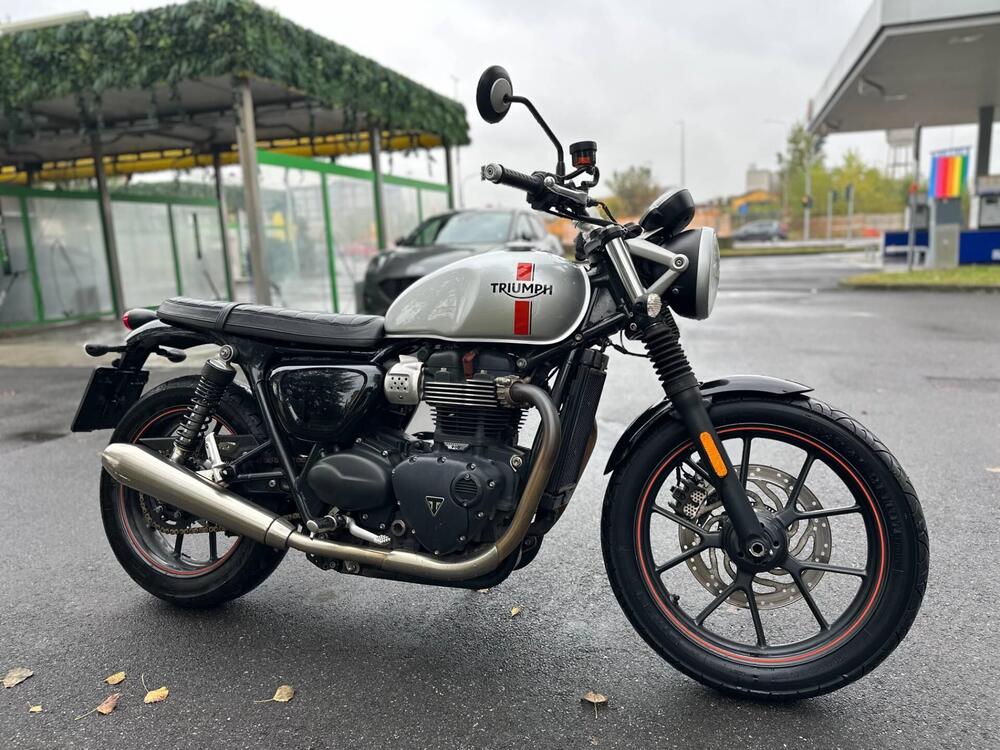 Triumph Street Twin 900 (2016) (3)