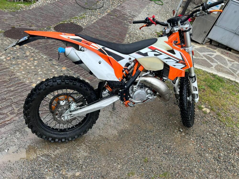 KTM 125 EXC (2014) (2)