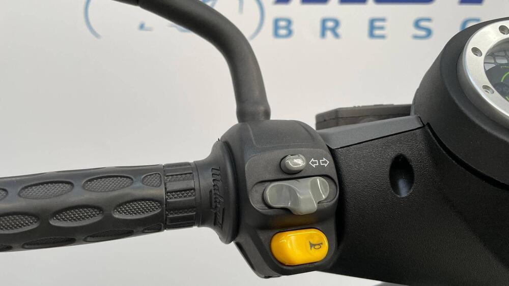 Malaguti F12 Phantom 50 R Liquid Cooled (2008 - 11) (10)