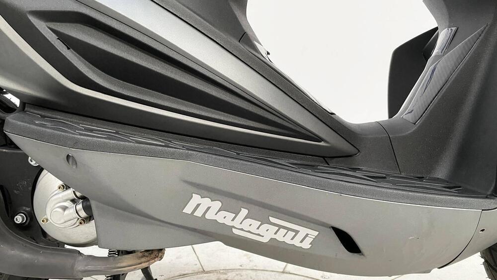 Malaguti F12 Phantom 50 R Liquid Cooled (2008 - 11) (4)