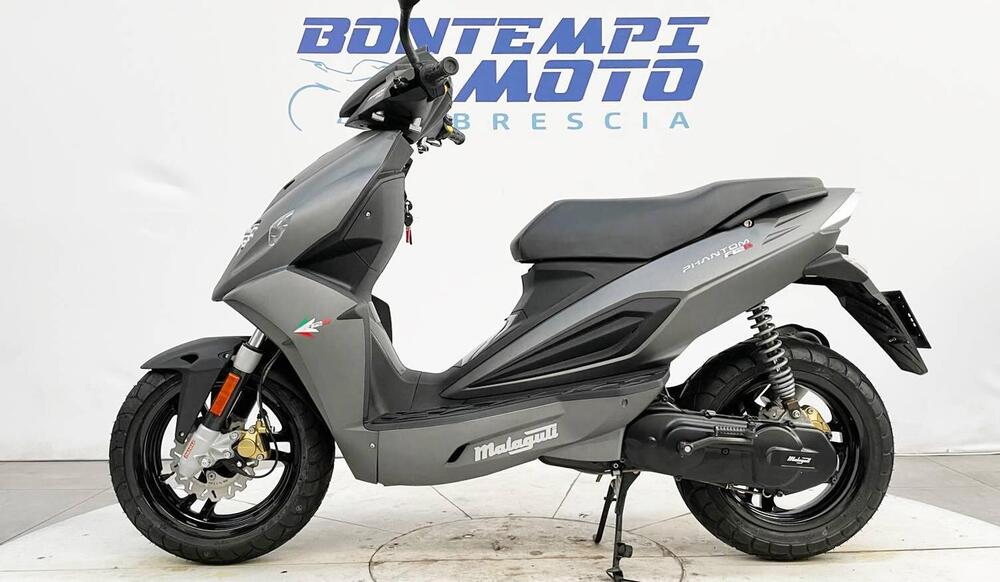 Malaguti F12 Phantom 50 R Liquid Cooled (2008 - 11) (2)