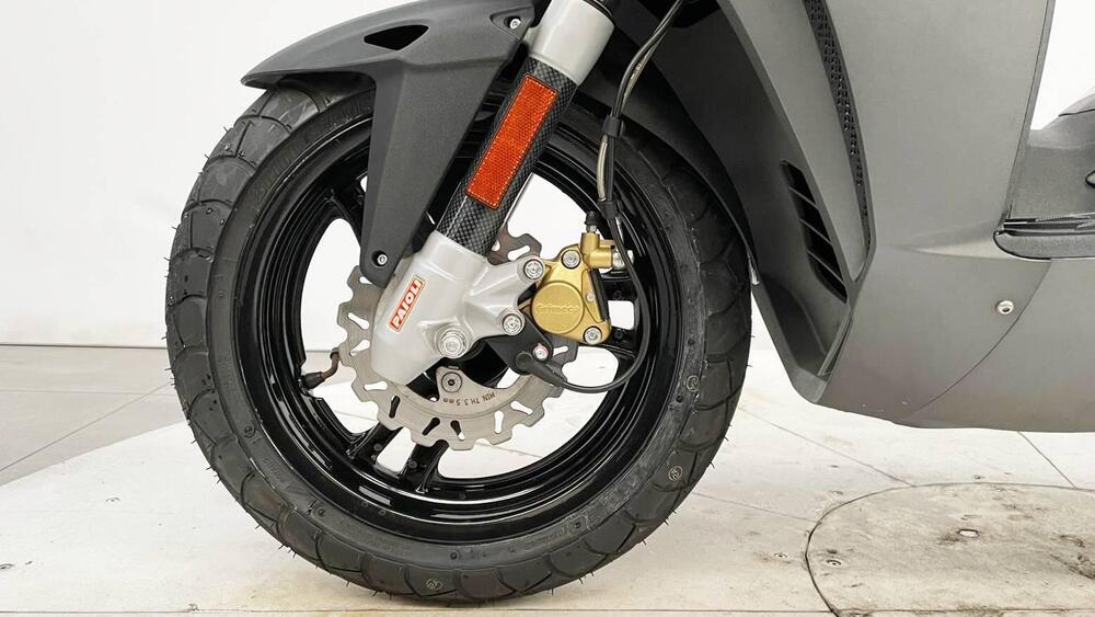 Malaguti F12 Phantom 50 R Liquid Cooled (2008 - 11) (6)