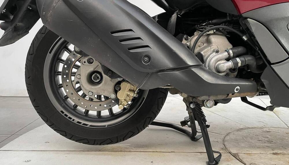 Piaggio Beverly 300 S i.e. ABS-ASR (2016 - 20) (3)