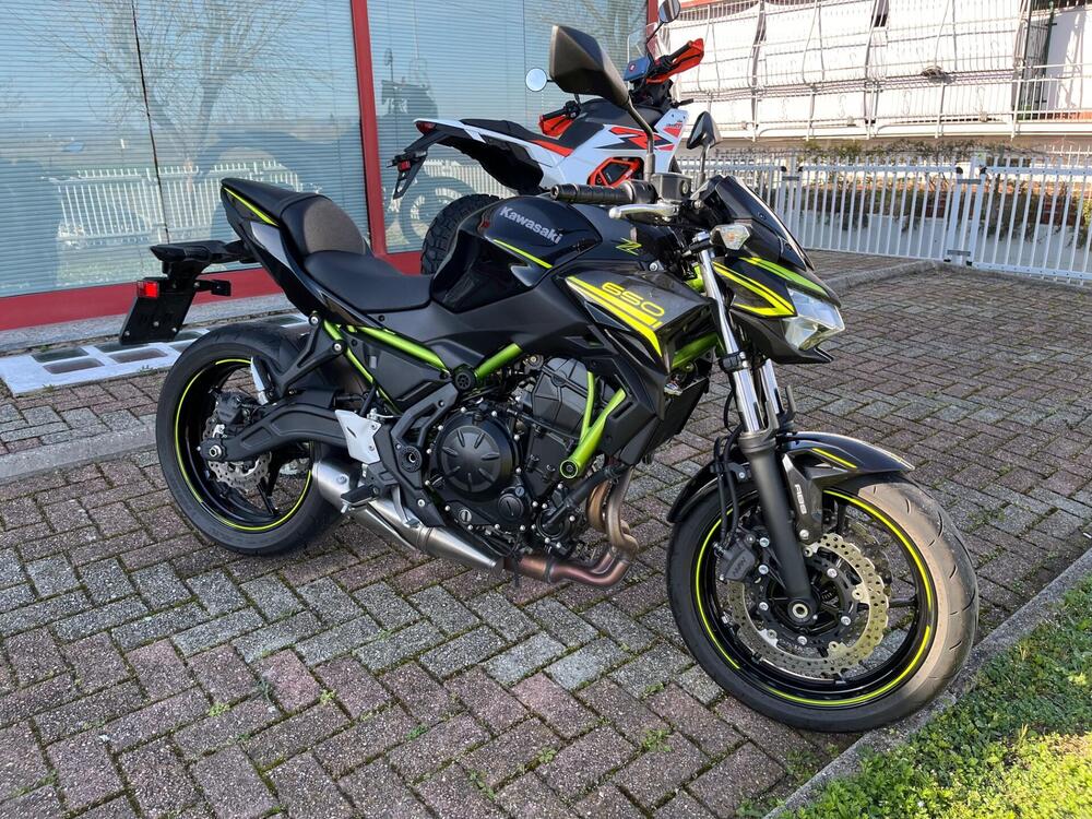 Kawasaki Z 650 (2020) (2)