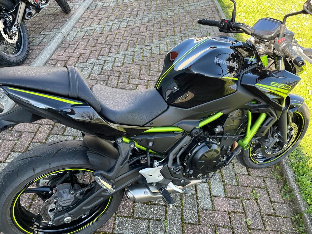 Kawasaki Z 650 (2020) (15)