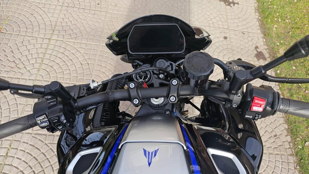 Yamaha MT-10 SP (2022 - 25) (4)