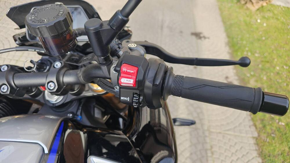 Yamaha MT-10 SP (2022 - 25) (7)