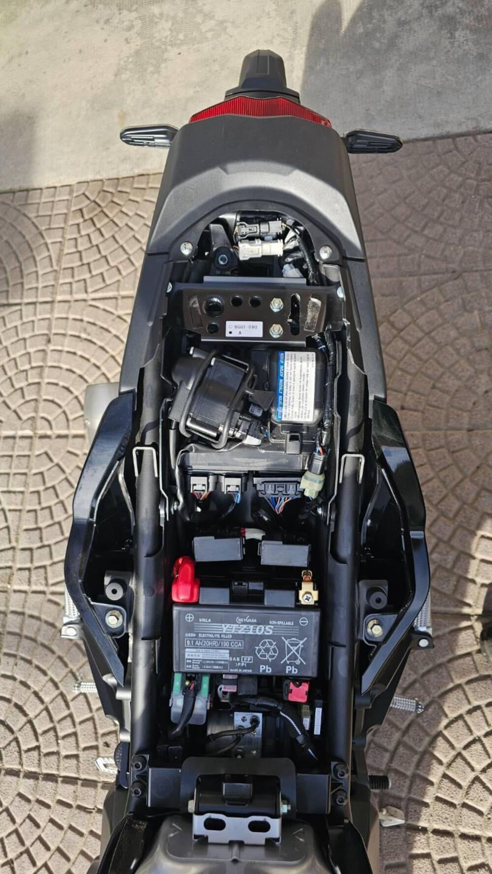 Yamaha MT-10 SP (2022 - 25) (10)