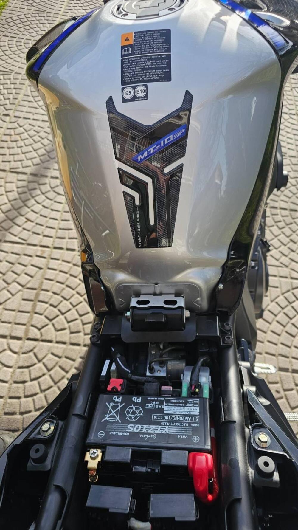 Yamaha MT-10 SP (2022 - 25) (9)