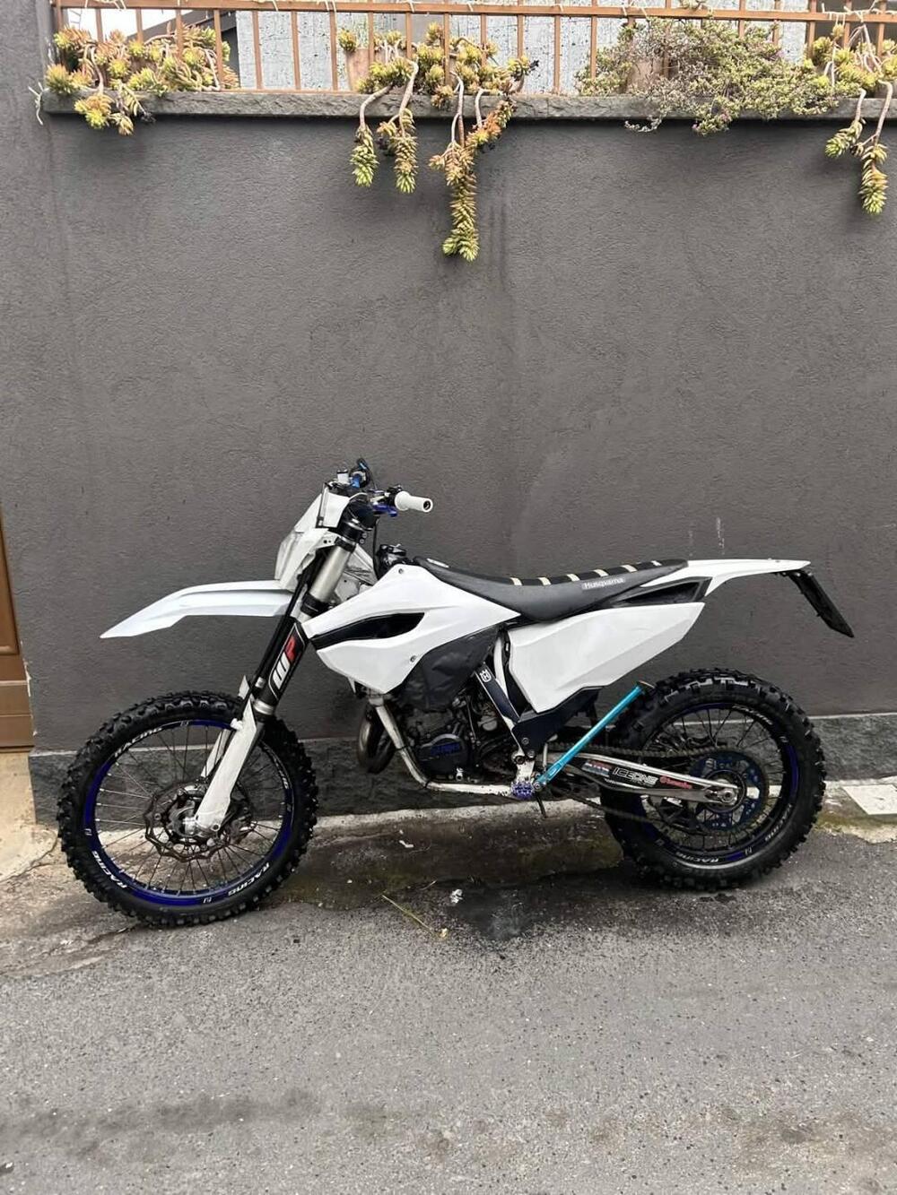Husqvarna TE 125 (2016) (2)