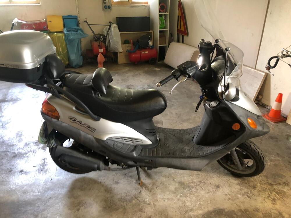 Kymco Dink 150 LX Eco (1999 - 02) (2)