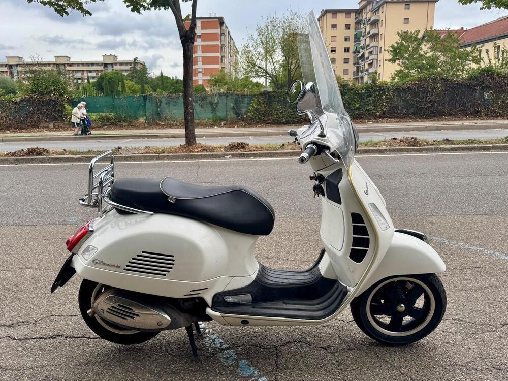 Vespa GTS 300 ABS (2014 - 16) (4)