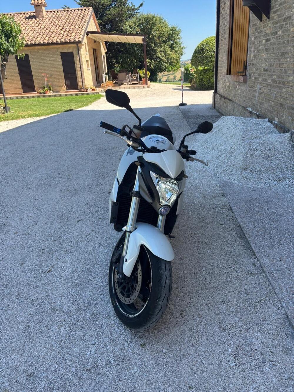 Honda CB 1000 R (2008 - 10) (2)