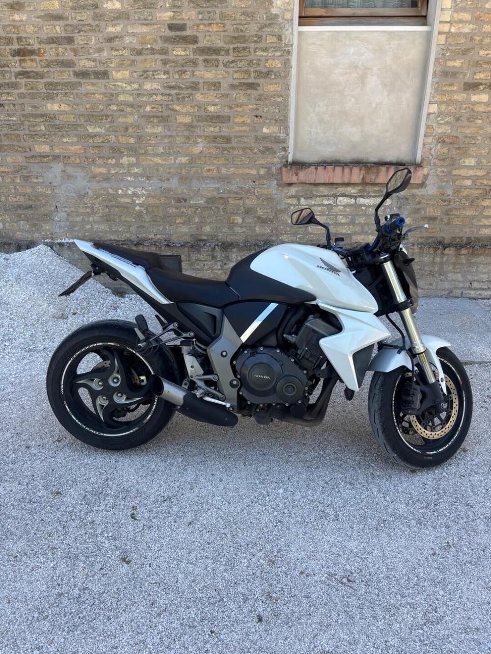 Honda CB 1000 R (2008 - 10) (3)