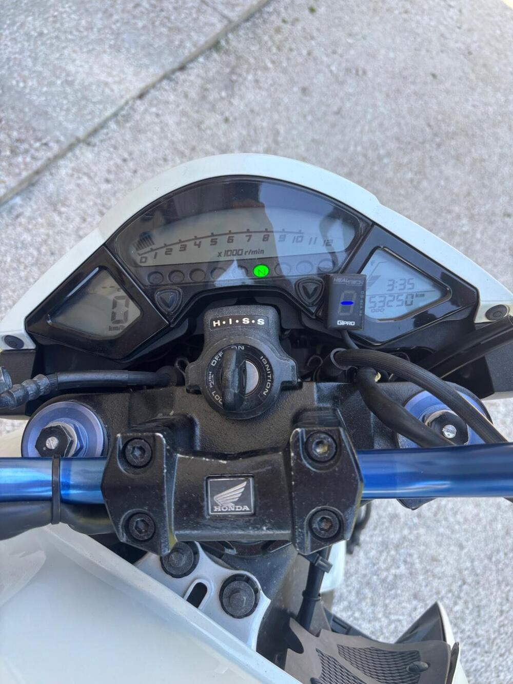 Honda CB 1000 R (2008 - 10) (4)