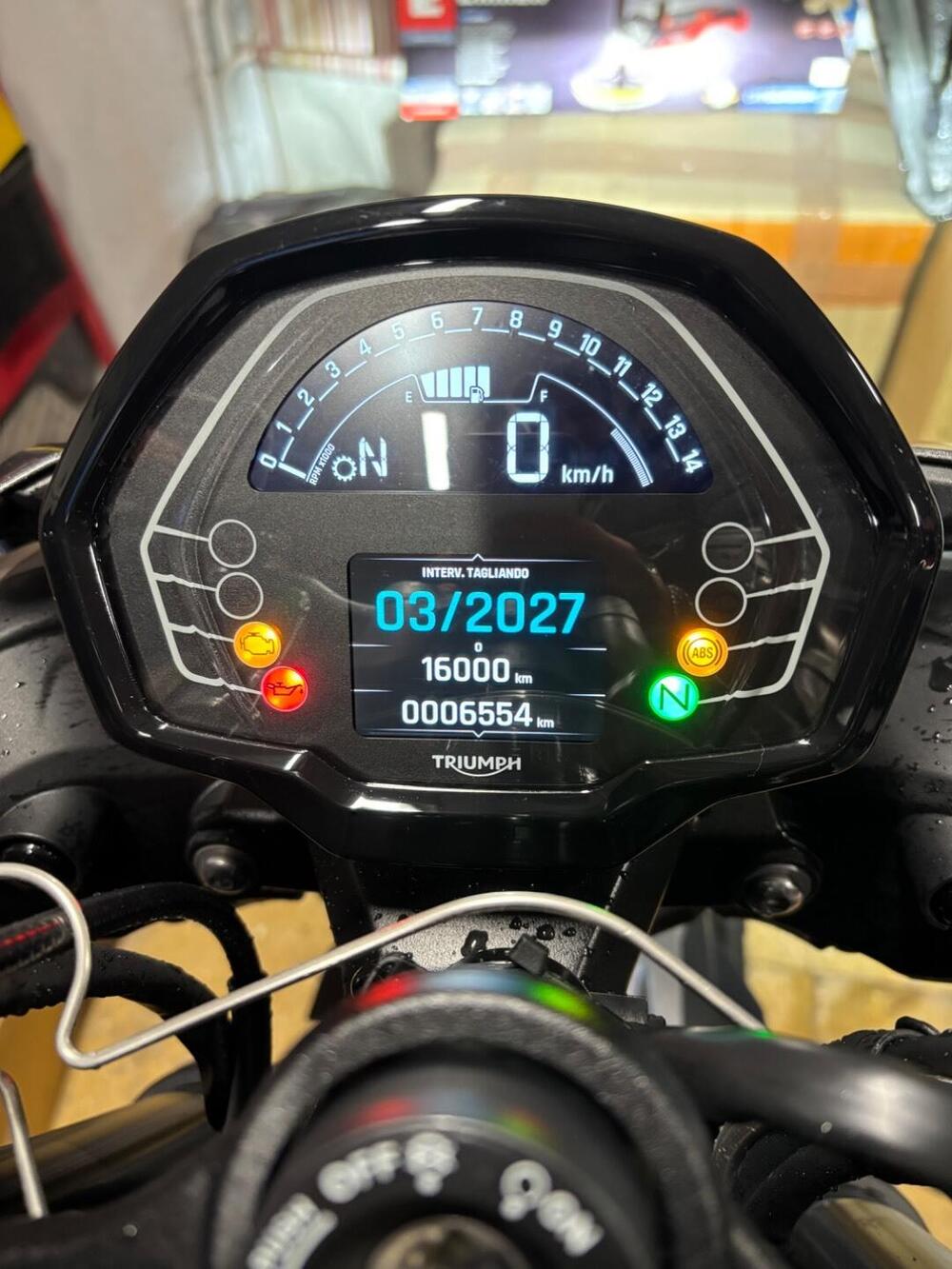 Triumph Street Triple 765 R (2023 - 26) (5)