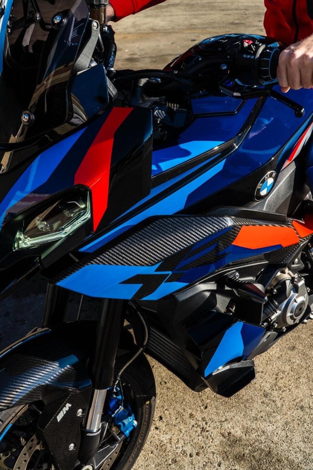 Bmw M 1000 XR (2024 - 26) (3)