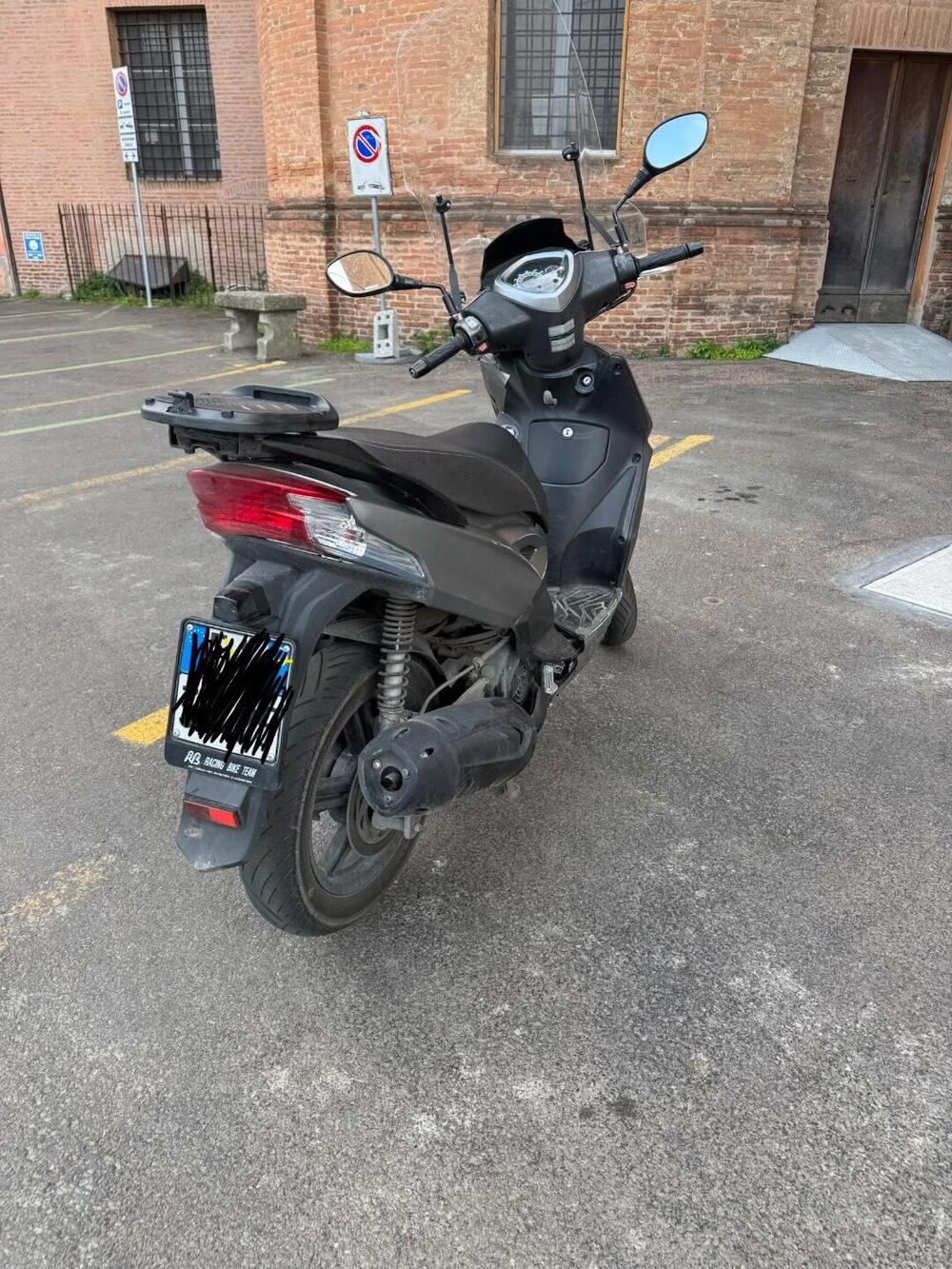Kymco Agility 125 R16 + (2015 - 17) (4)