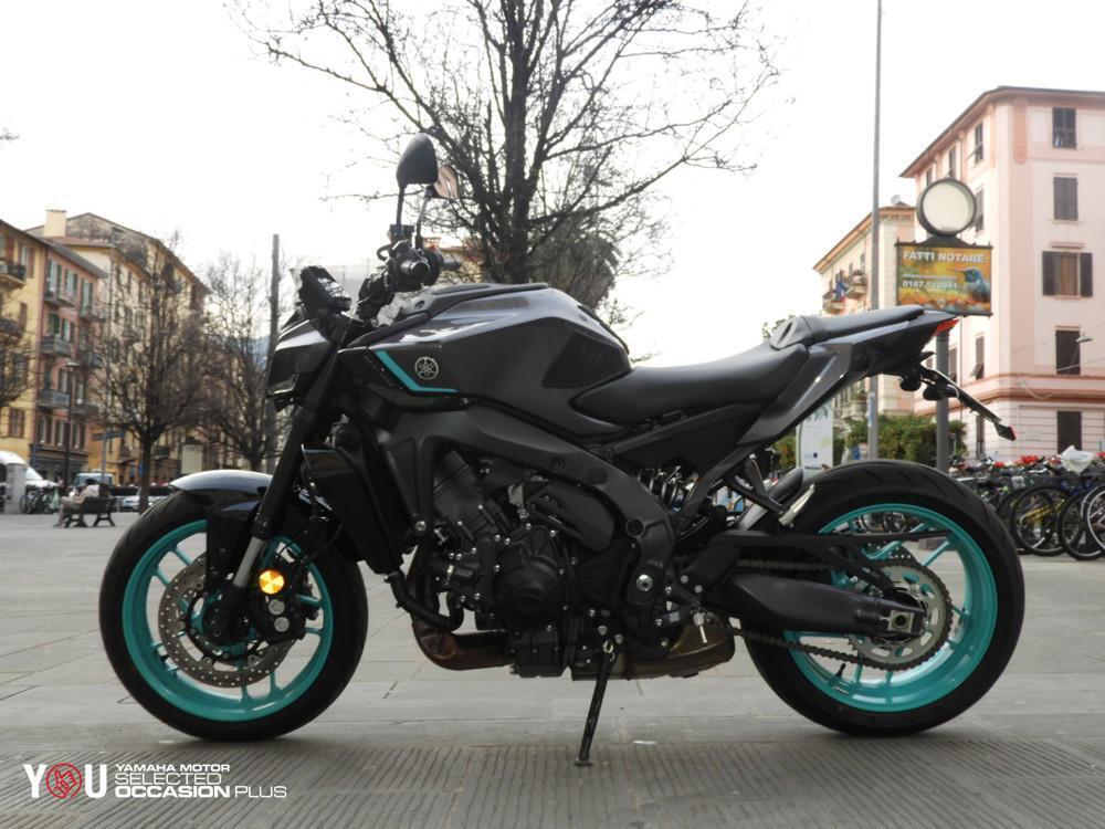 Yamaha MT-09 Y-AMT (2024 - 26) (4)