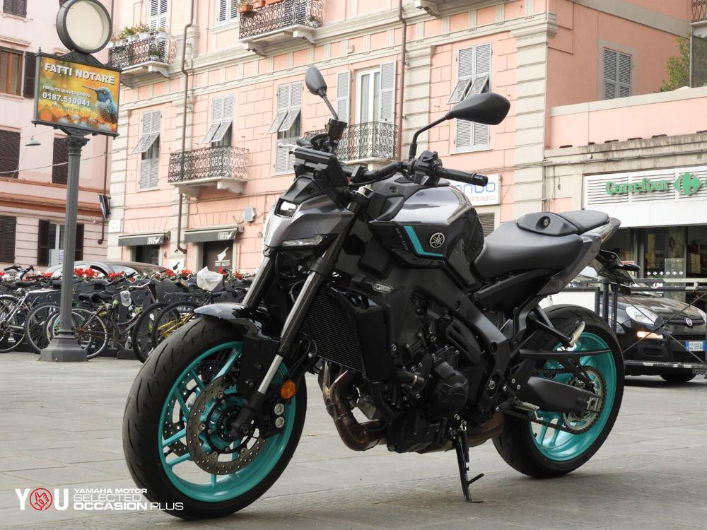 Yamaha MT-09 Y-AMT (2024 - 26) (3)