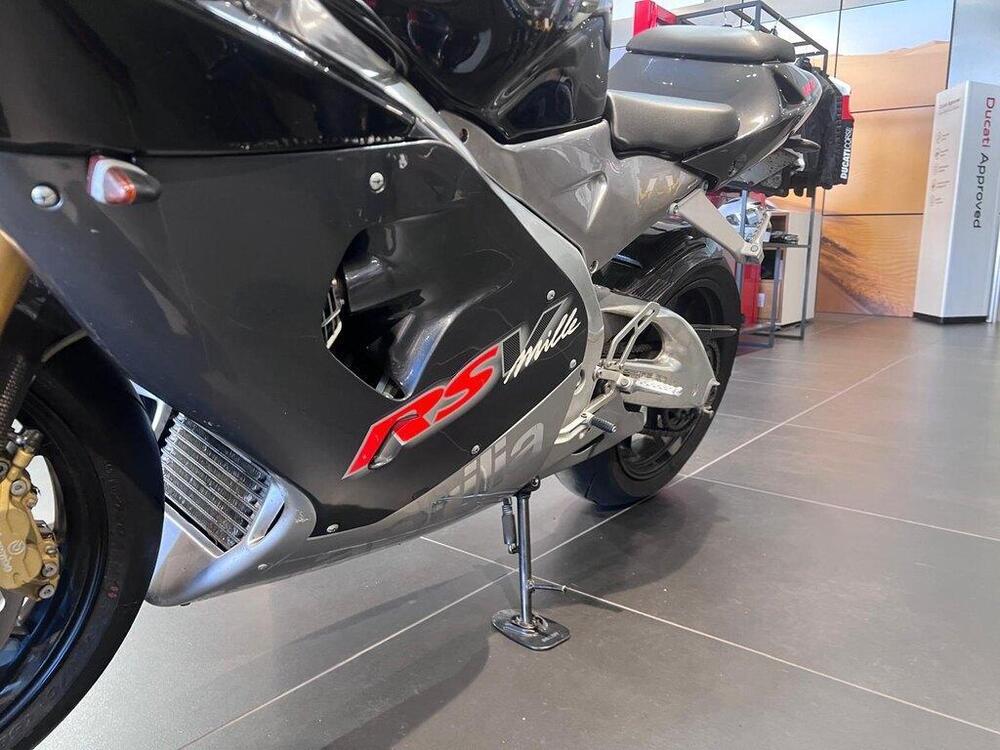 Aprilia RSV 1000 (1998 - 99) (11)