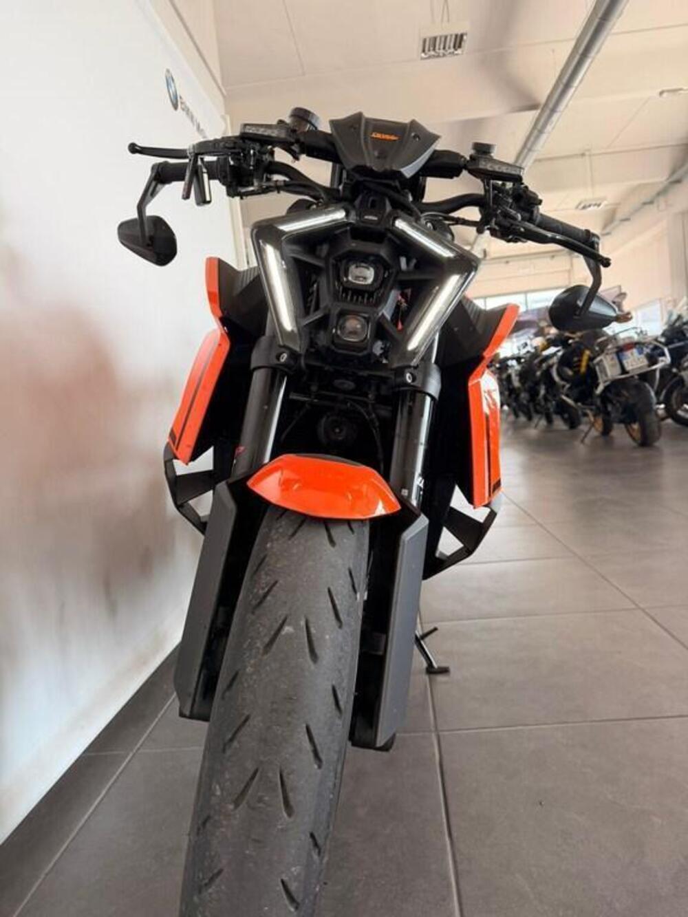 KTM 1390 Super Duke R EVO (2024 - 26) (10)