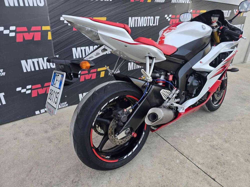 Yamaha YZF R6 (2006 - 07) (5)