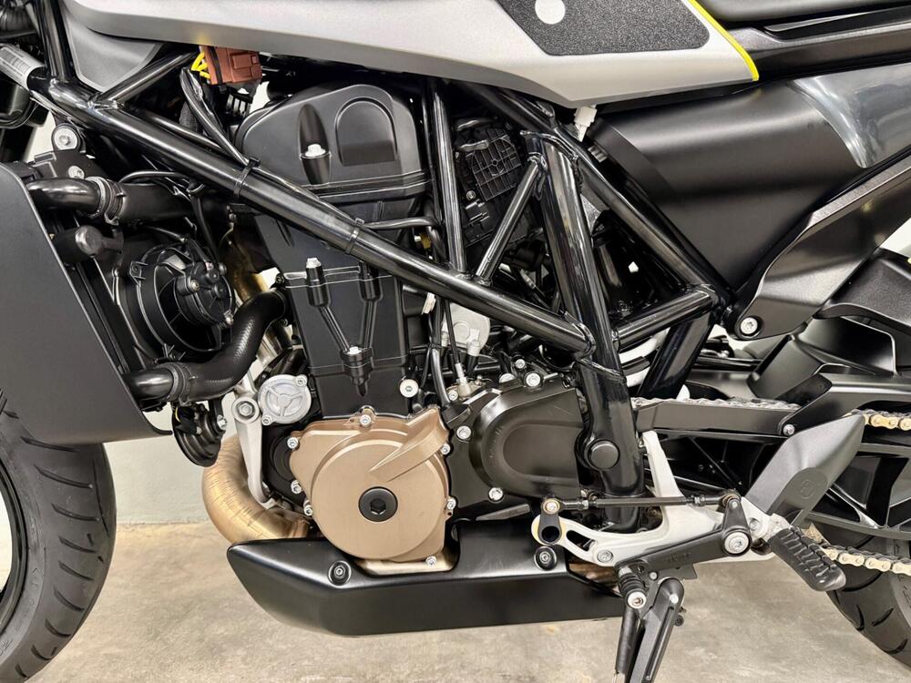 Husqvarna Vitpilen 701 (2018 - 19) (12)