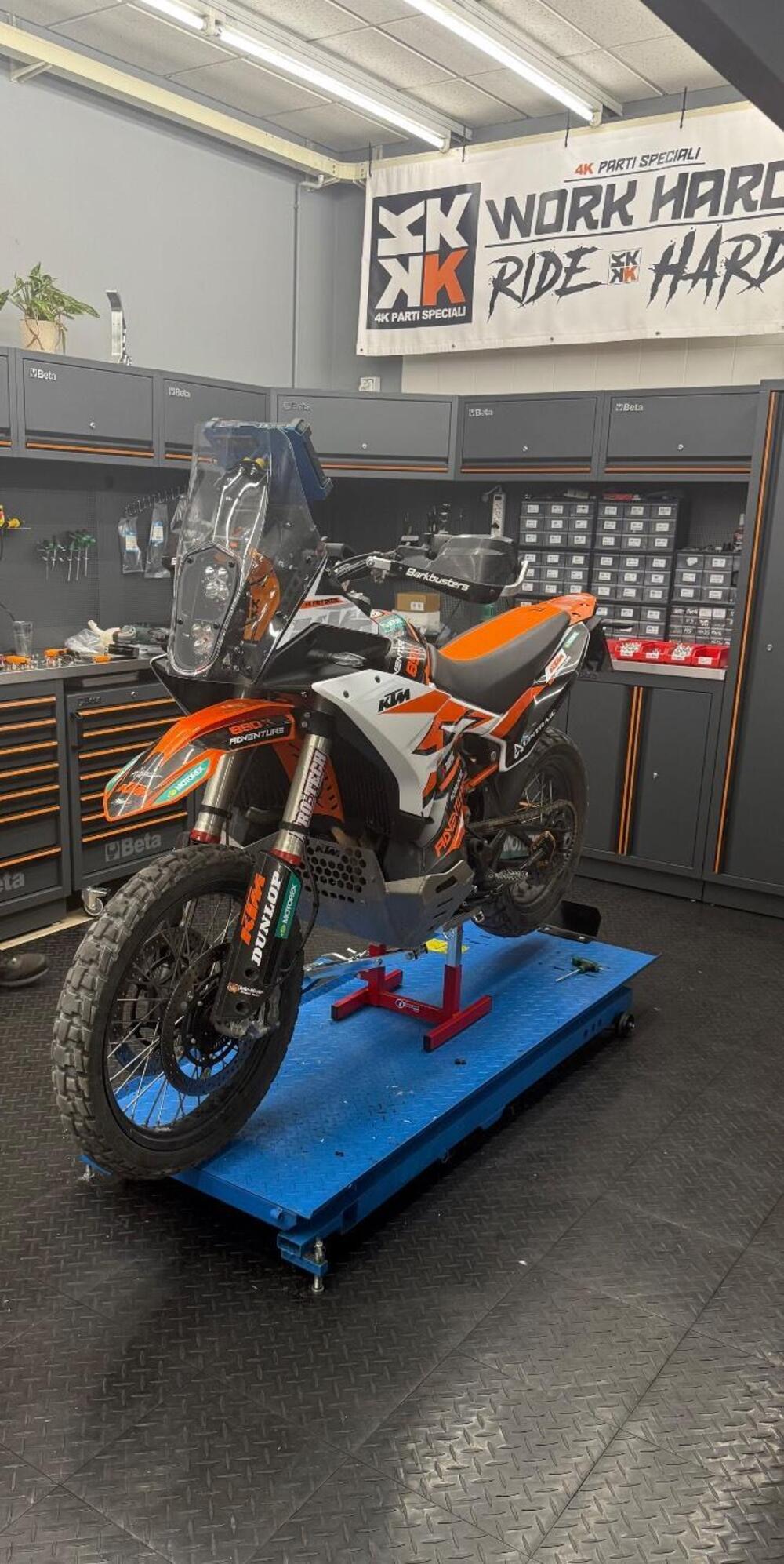 KTM 890 Adventure R (2021)
