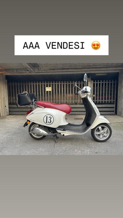 Vespa Primavera 50 2T (2014 - 17) usata