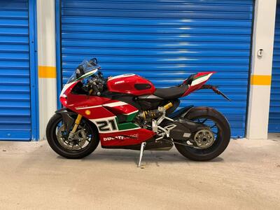 Ducati Panigale V2 Bayliss 1st Championship 20th Anniversary (2021 - 24) usata