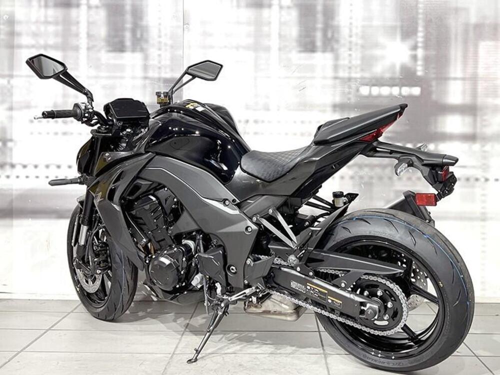 Kawasaki Z 1100 (2026) (2)