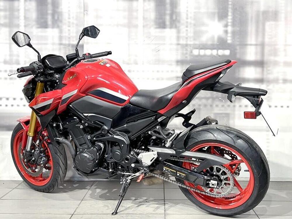 Kawasaki Z 900 50th Anniversary (2022 - 23) (2)