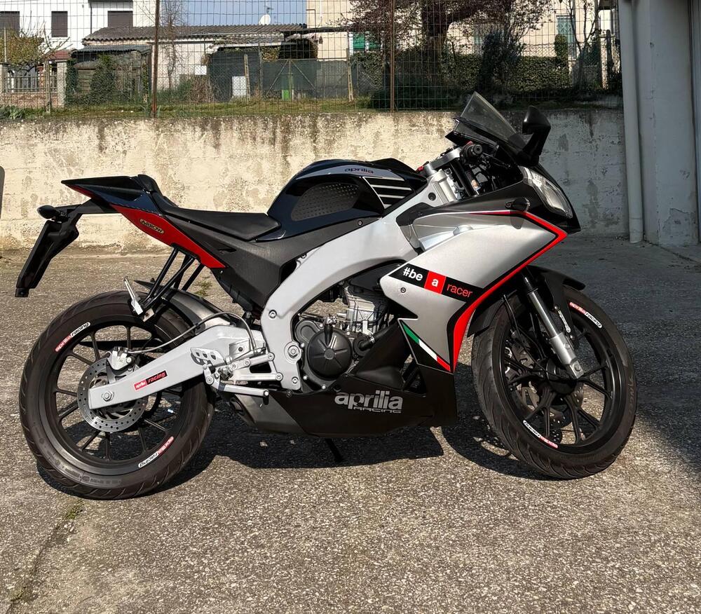 Aprilia RS4 125 (2011 - 16) (3)
