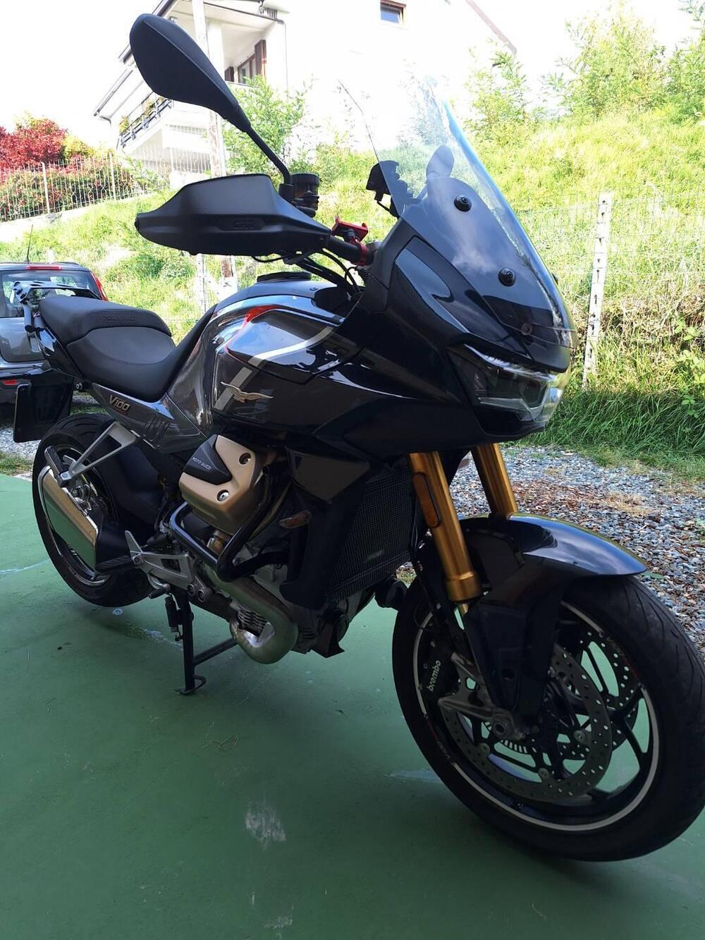 Moto Guzzi V100 Mandello S (2022 - 24) (3)