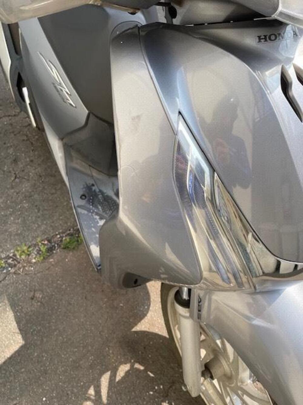 Honda SH 150i ABS (2013 - 16) (3)