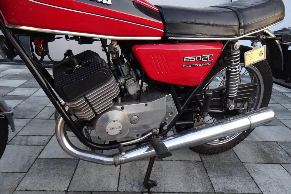 Benelli 250 2C Elettronica  (5)