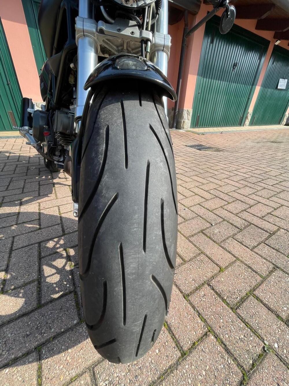 Ducati Monster 600 Dark (1998 - 01) (8)