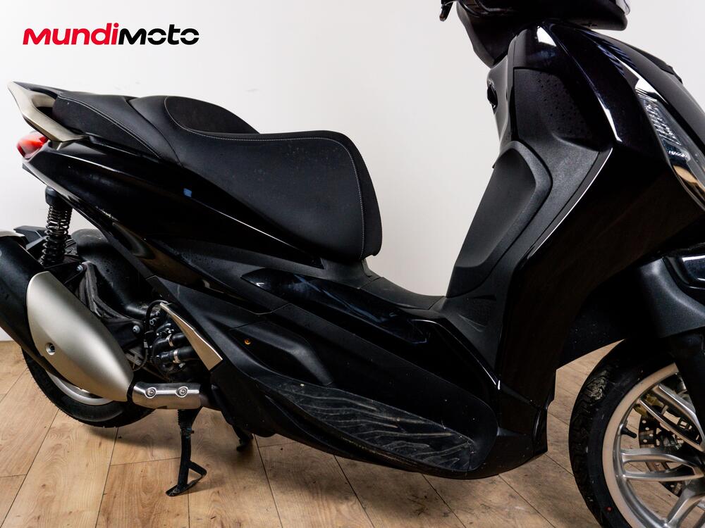 Piaggio Beverly 300 Hpe (2021) (5)