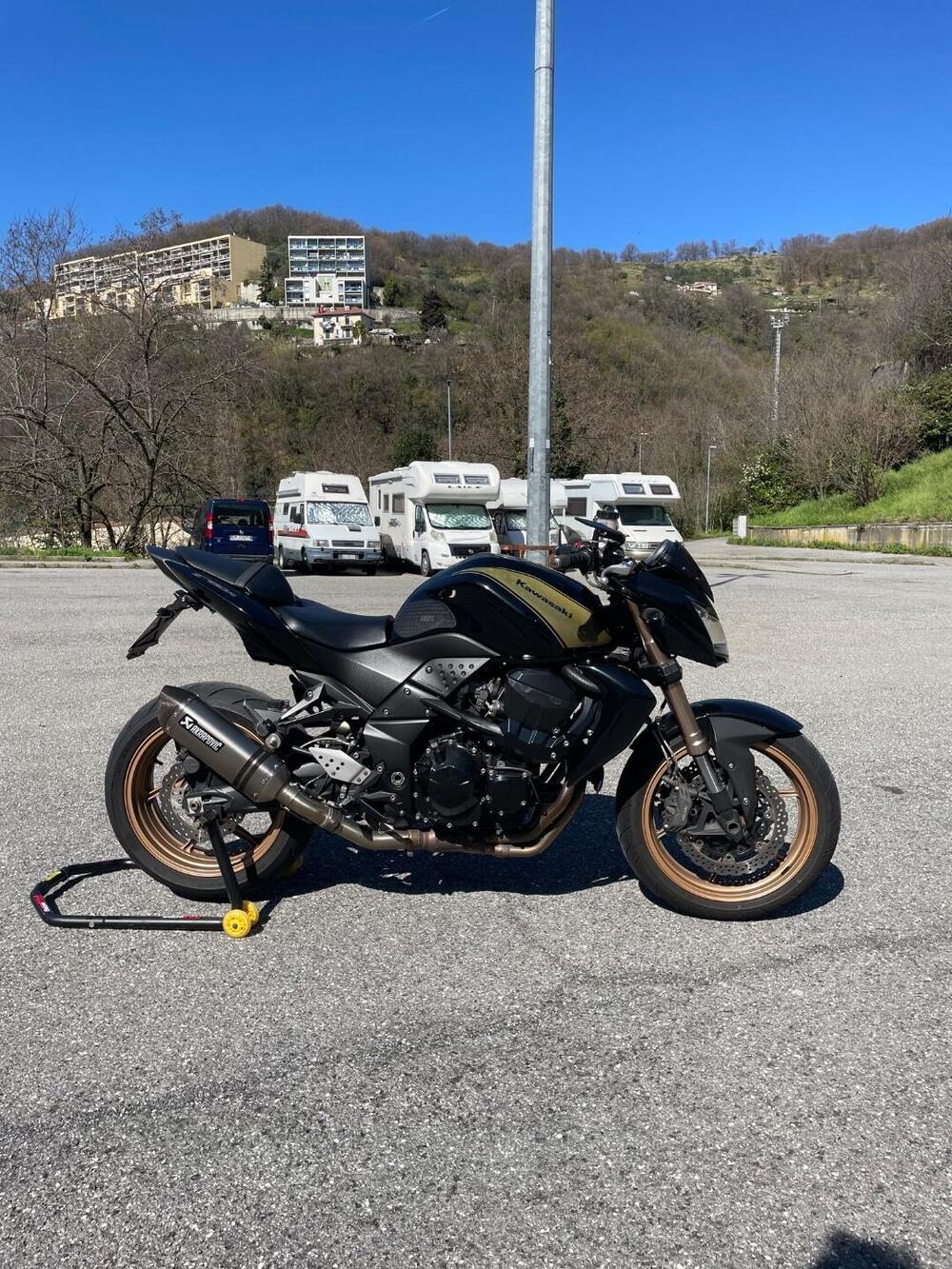 Kawasaki Z 750 R (2011 - 14) (4)