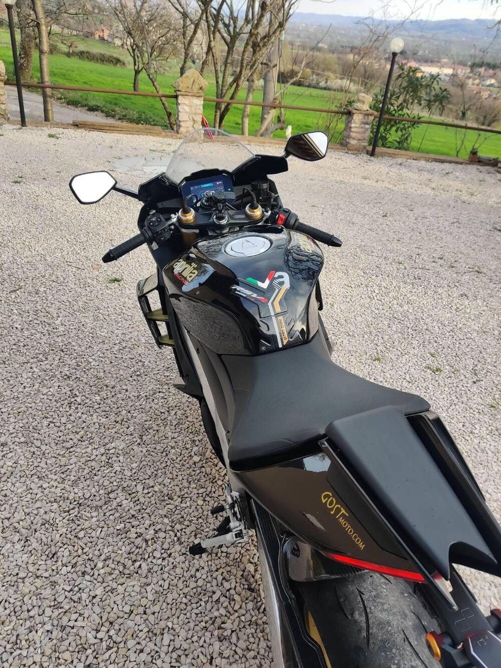 Aprilia RSV4 1100 Factory (2021 - 24) (6)