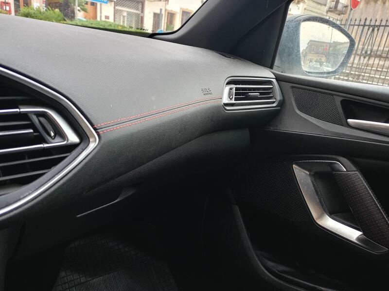 Peugeot 308 SW usata a Taranto (7)