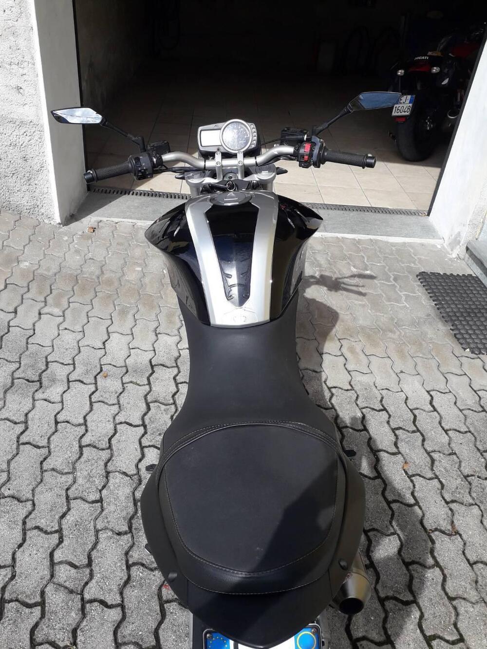 Moto Morini 9 1/2 (2006 - 13) (2)