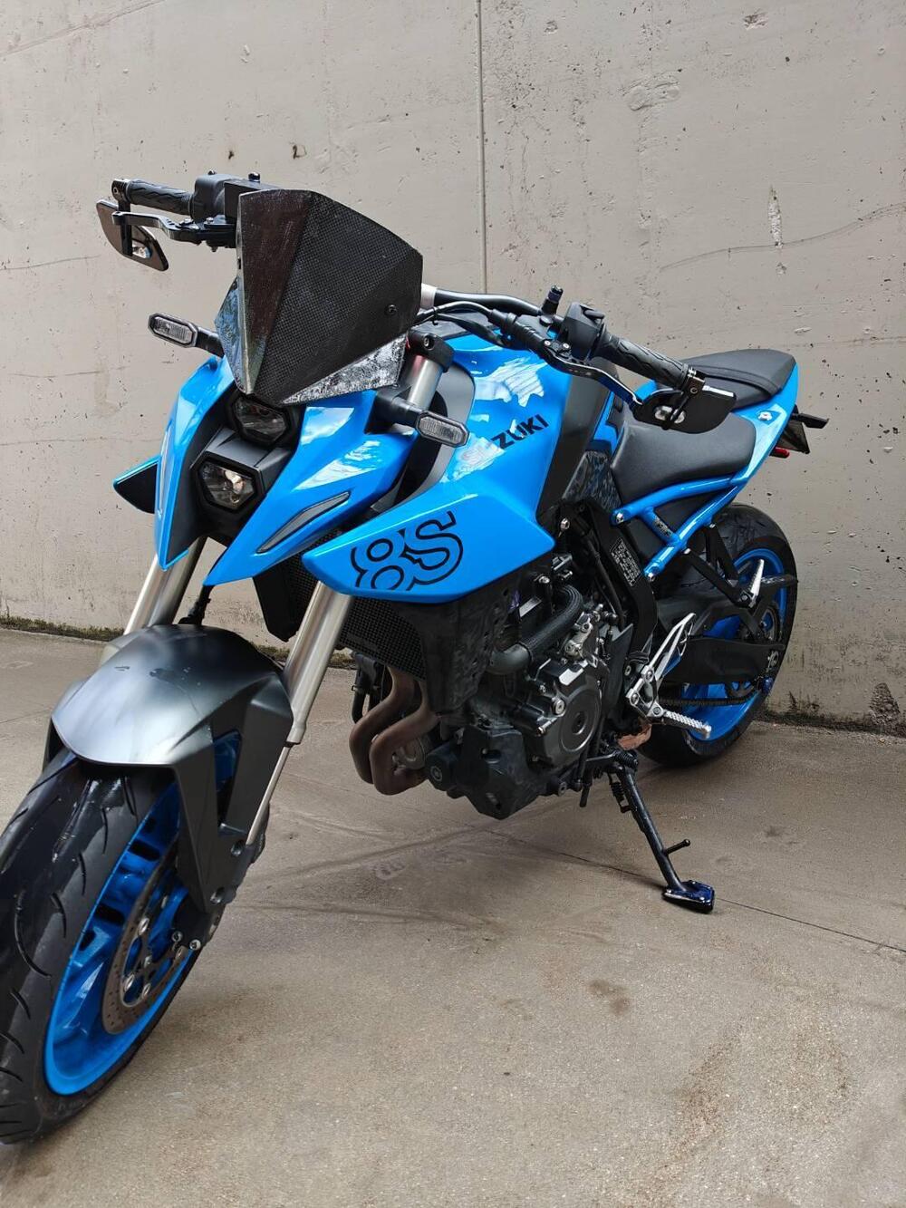 Suzuki GSX-8S (2023 - 24) (3)