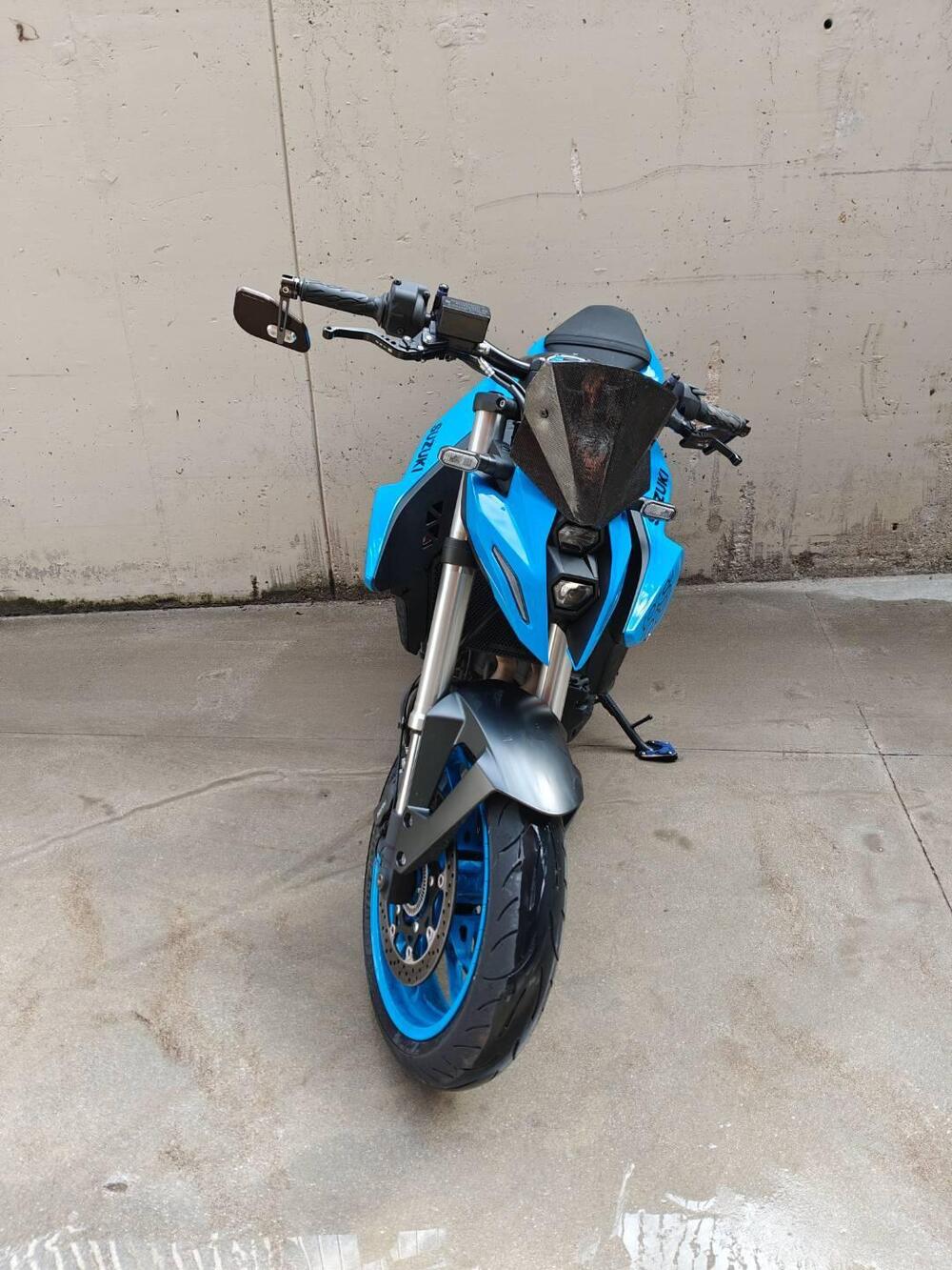 Suzuki GSX-8S (2023 - 24) (5)