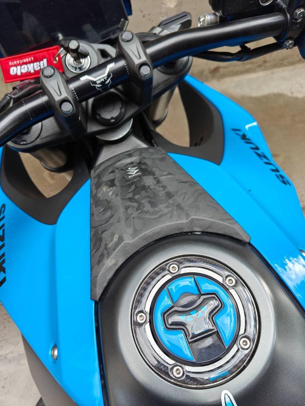 Suzuki GSX-8S (2023 - 24) (8)